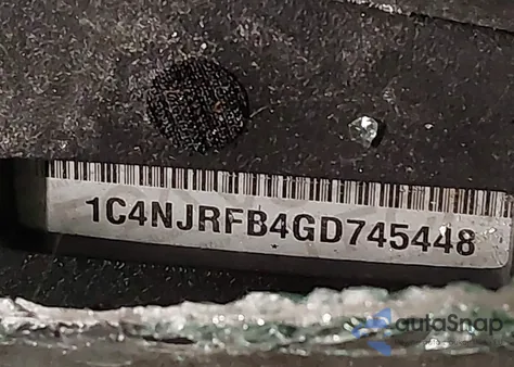 2016 Jeep Patriot Latitude из США, поврежденный, VIN 1C4NJRFB4GD745448